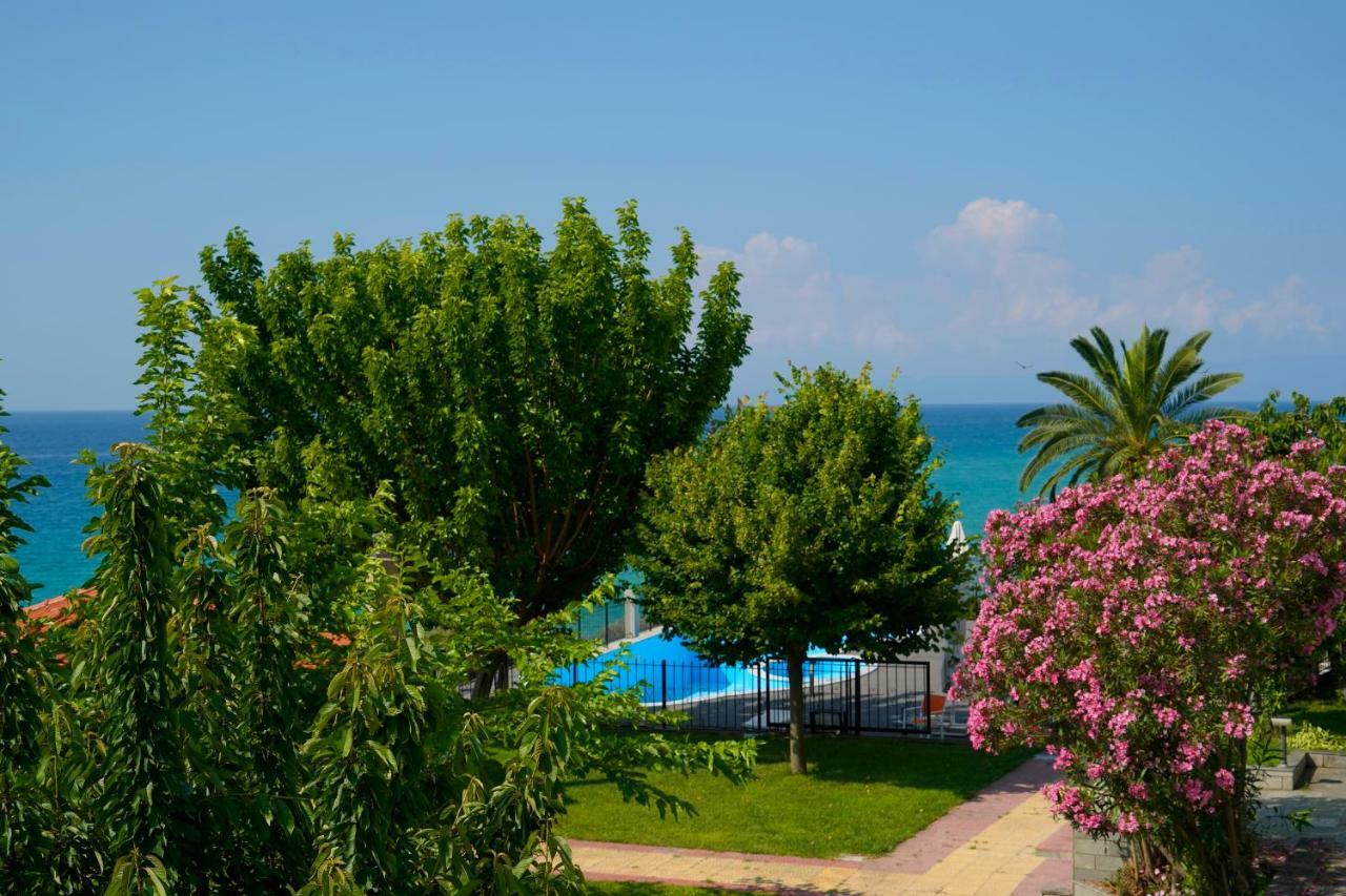 Secret Paradise Villas Loutra Elevtheron Esterno foto