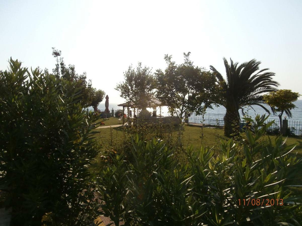 Secret Paradise Villas Loutra Elevtheron Esterno foto